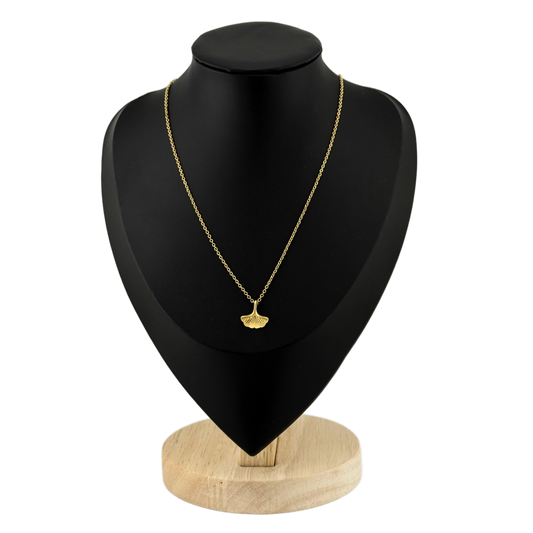 Fish Tail Pendant Necklace