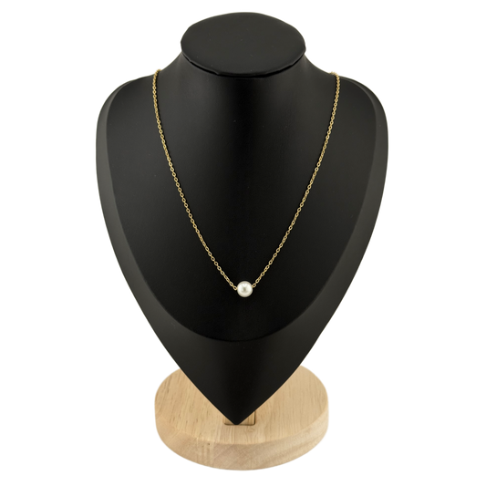 Pearl Pendant Necklace