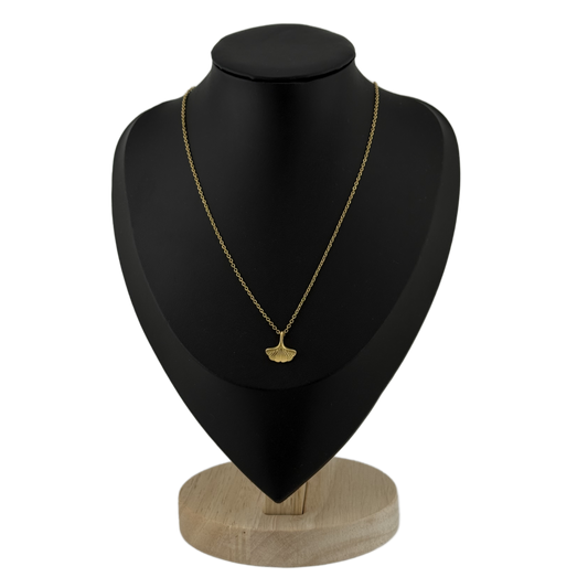 Fish Tail Pendant Necklace